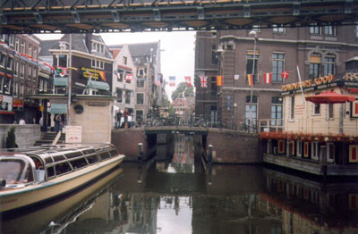 Rokin ad Amsterdam, link qui per dimensioni reali